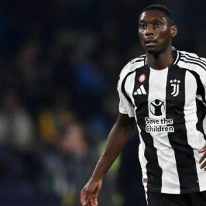 天天盈球官网-9500万先生3000万没人要？巴黎尤文怎处理穆阿尼？