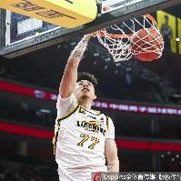 张镇麟复出！杨鸣：张镇麟求战意愿非常强 今晚将会给他报名