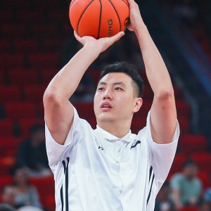 天天盈球APP-北京依靠翟晓川的罚球锁定胜局 好在陈盈骏本场比赛也找回了状态