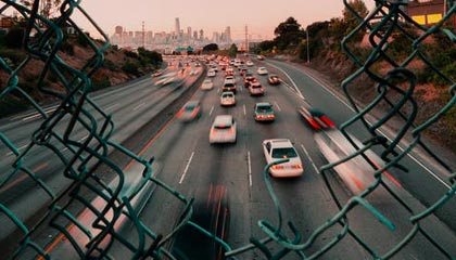 九游官网：开启你的手游新纪元，官方品质尽显全部精彩